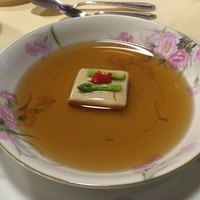 メインダイニングルーム - コンソメスープ