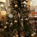 cafe sanaburi - センスが光る大人っぽいクリスマスツリー