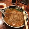 支那麺 はしご 本店