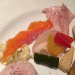 ワインレストラン ドミナス - 信州サーモンとシャンパンピクルス