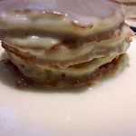 コナズ珈琲 - マカデミアナッツ＆ココナッツソース１１８０円＋パンケーキ１枚