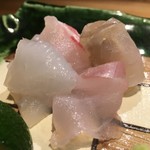 シャンパン&ワインと熟成鮨 Rikyu - 熟成魚刺身（鯛、鮃の肝巻き、剣先イカ、アコウ）