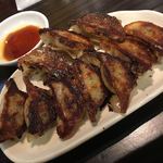 呼び戻しとんこつ 光四郎 - 餃子