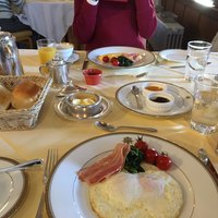 メインダイニングルーム - アメリカン・ブレックファースト