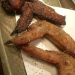 目黒 居酒屋 銀角 - 手羽先（黒、白、両方）