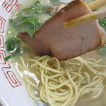 長浜ラーメン三吉 - チャーシュー