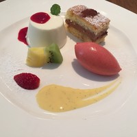 イゾラ スメラルダ - 