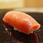 日本橋蛎殻町 すぎた - 鮪の背トロ（背びれの付け根）