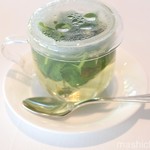 レストラン・モリエール - フレッシュなハーブティー