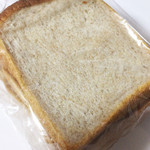 ブーランジェリー　マナベ - ふわふわのふすま食パン