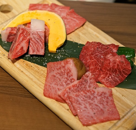 USHIHACHI 品川港南口店 （ウシハチ/牛8） 品川/焼肉/ネット予約可 食べログ