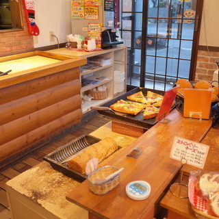 手作りパンの店 「チロル」_2