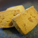 鉅記手信 - カシューナッツたっぷり。