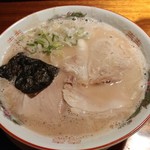 麺家ぶらっくぴっぐ - ラーメン(570円)