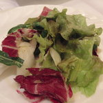 ブラッスリ 風間 - 【初訪問】 農家直送新鮮野菜のサラダ（アリゴと一緒に出てきます）
