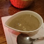 Bistro D’ - マッシュルームとトリュフのスープ
