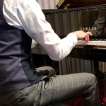 俺のフレンチ - ここでJAZZの生演奏♪