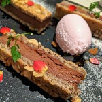 俺のフレンチ - モチーフは　パリの石畳の小道に咲いたロマンスかしら