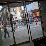 俺のフレンチ - 来てよかったね！　お店を出るとこです