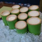 宇豆基野 - 豆乳と洋梨ジュース、ソーダ割