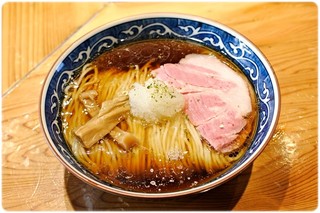 麺屋 坂本01 - 中華そば　500円 ”芳醇”という表現がぴったりの醤油ラーメンです♪