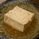 おでんと鴨蕎麦居酒屋 じんべえ - おでんの焼き豆腐