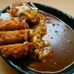 ユトリ珈琲店 - 「チーズヒレカツカレー」