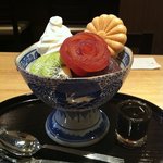 菊丸 - あんみつベルサイユのばら850円