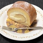 ビルソン ローラーズ - 【料理】生クリームとケーキ生地の抜群！！