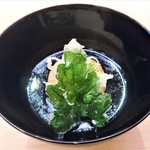 味 ふくしま - 柔らかくトロトロに煮込まれた『海老芋の揚げ出し、菊の葉の天ぷら添え』～♪(*￣∇￣)ﾉ