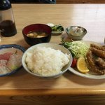 おか村 - ランチセット 刺身とアジフライ 900円