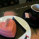 カズノリ イケダ アンディヴィデュエル - 隣のお店でエスプレッソと一緒に