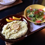 スプーンソング - 【ケーララ・フィッシュ・モーリー＋レモンライス(超ココナッツ)/1,300円】斜めから