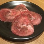 焼肉ぐりぐり家 - 炙り塩タン