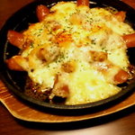 Issaku - ウインナーチーズ焼き　５２０円