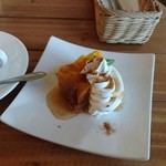 Kafe Sui Tsu Kyan Doru - セットのデザート（かぼちゃのゴロゴロぷりん）