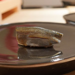 寿しの吉乃 - 小肌