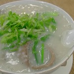 Mui Kee Congee - 豚のモツと貝