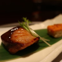 京懐石 美濃吉 そごう横浜店 - ぶり照焼き、海老芋雲丹焼アップ