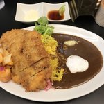 カレーは飲み物。(揚) - サーロイン牛かつカレー 中 トッピング：タルタルソース＆わさび醤油 パクチー アチャール