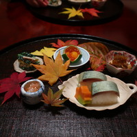 日本料理 子孫 - 八寸を自分で取り分け