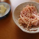 味蔵 - サービスのおしんことサラダパスタ