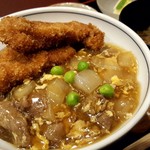 牛なべ 入間 - ミックス丼(2017.12)