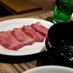 焼肉 ジャンボ - 