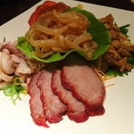 中国料理 四川 - 冷菜(チャーシュー・蓮根・くらげ・棒々鶏・イカ)