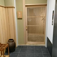 寿司つばさ - つばささんはビルの２階です。