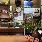 グリル竹 - 店の壁にも色々と＾＾：