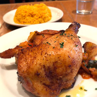 Bar Espanol LA BODEGA 大阪店 - 骨付きモルーノチキンのロースト〜ピスト添え〜