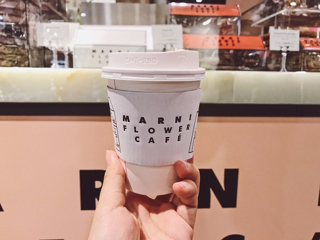 マルニ フラワー カフェ （MARNI FLOWER CAFE） - 梅田/カフェ | 食べログ