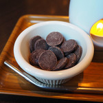 クイーンズコレクション チョコレートカフェ ダイカンヤマ - クイーンズホットチョコレート